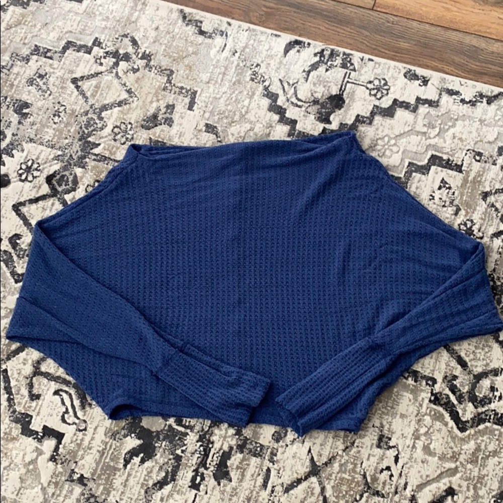 Blue boatneck Free People top. Lightly worn. SZ M.